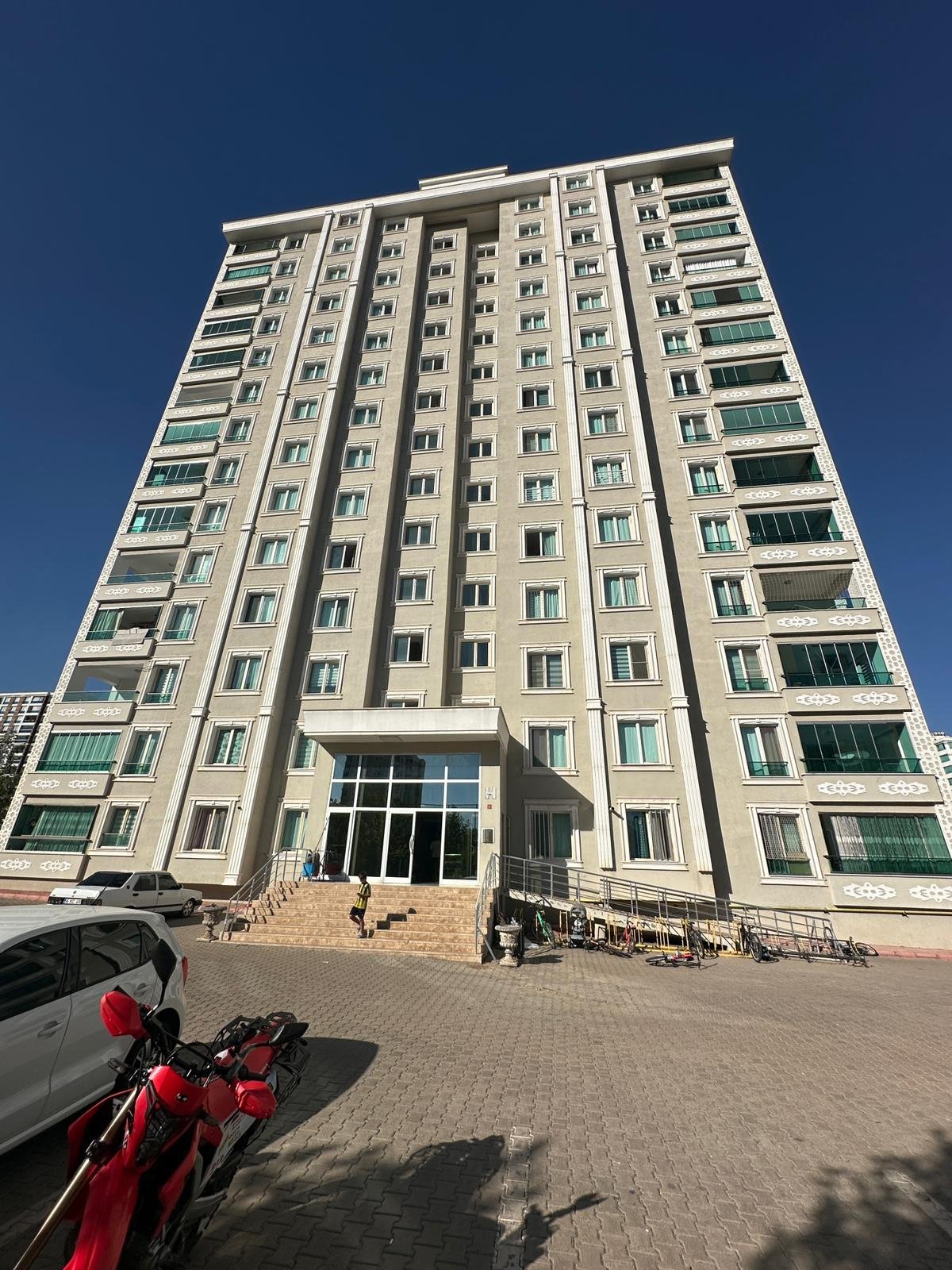 STAR YAPI KALİTESİYLE TEMA PARK MANZARALI OLAN DAİREMİZ SATIŞTA