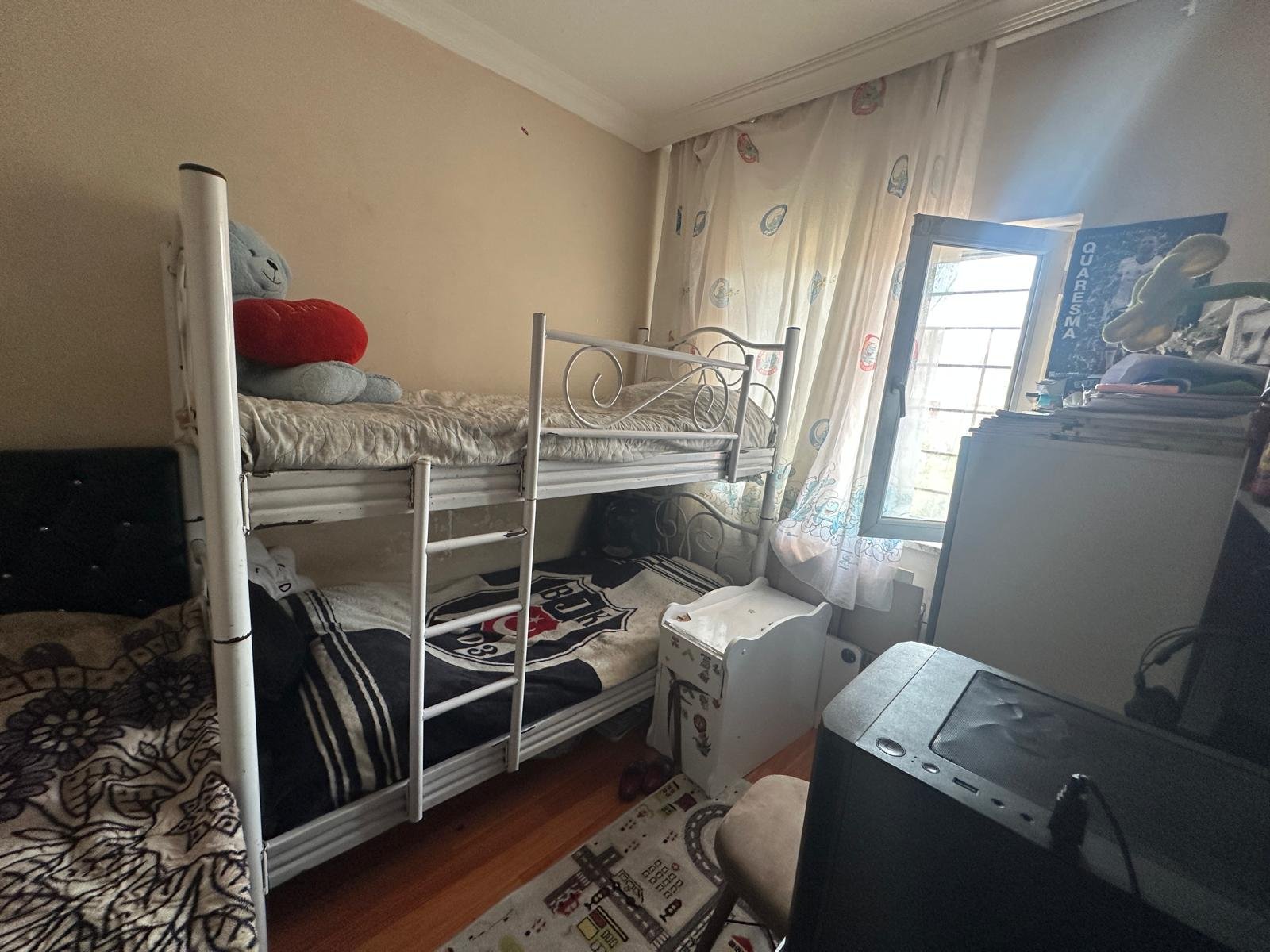 ÜÇKULAR 3 KATLI TOKİDE ACİL ACİL SATILIK 2+1 BAKIMLI DAİRE!!