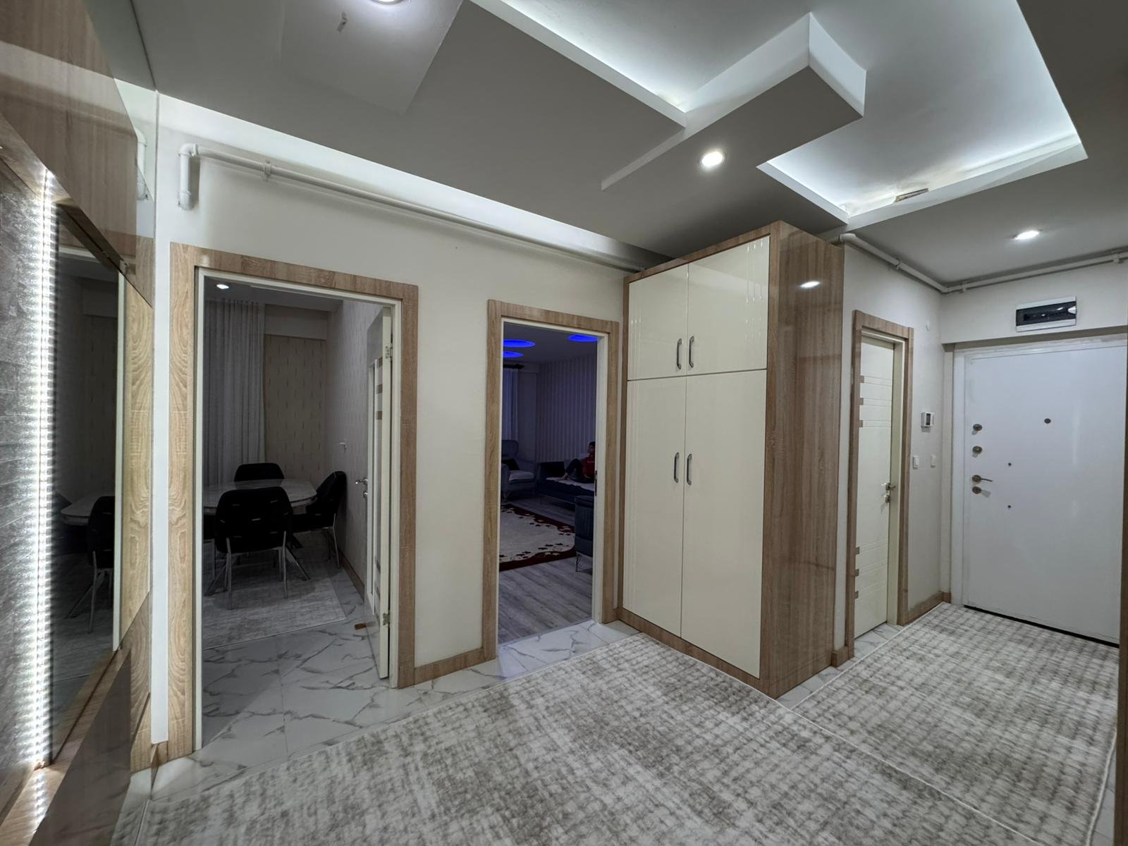 LUNAPARK KARŞISI SATILIK 3+1 LÜX DAİRE
