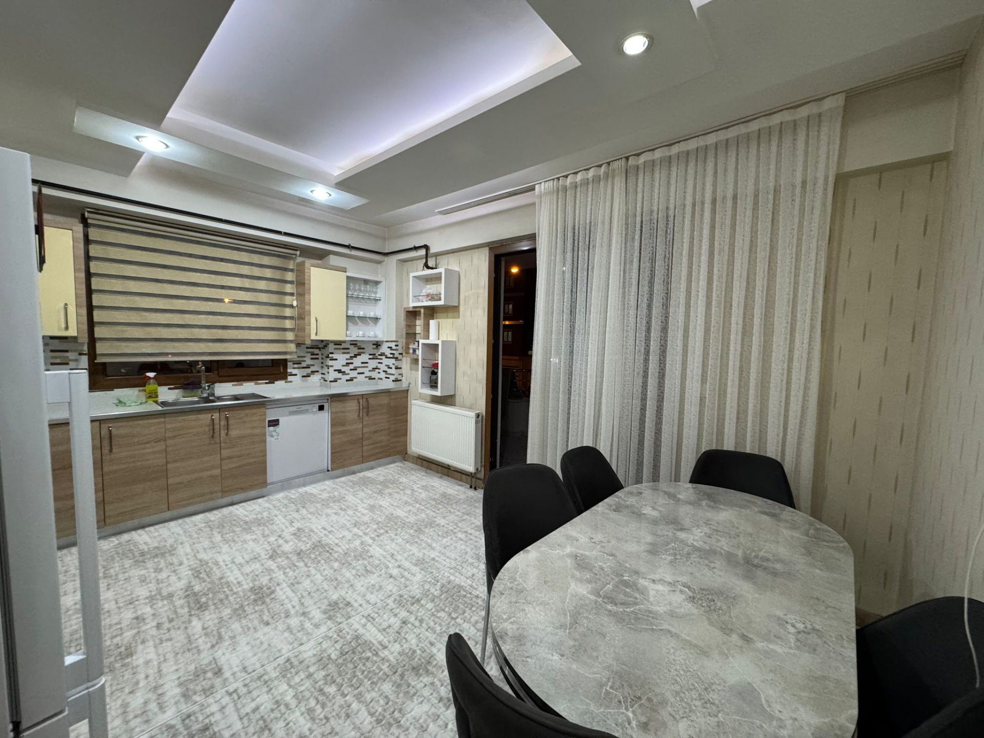 LUNAPARK KARŞISI SATILIK 3+1 LÜX DAİRE