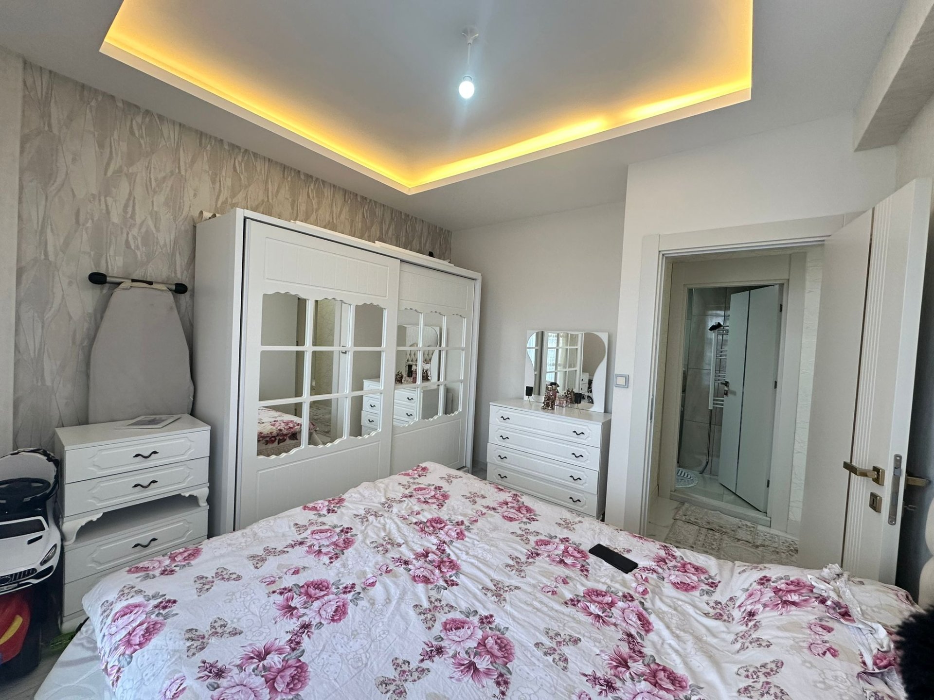ACİLL 450 EVLERDE 2+1 LÜKS DAİREMİZ SATILIKTIR